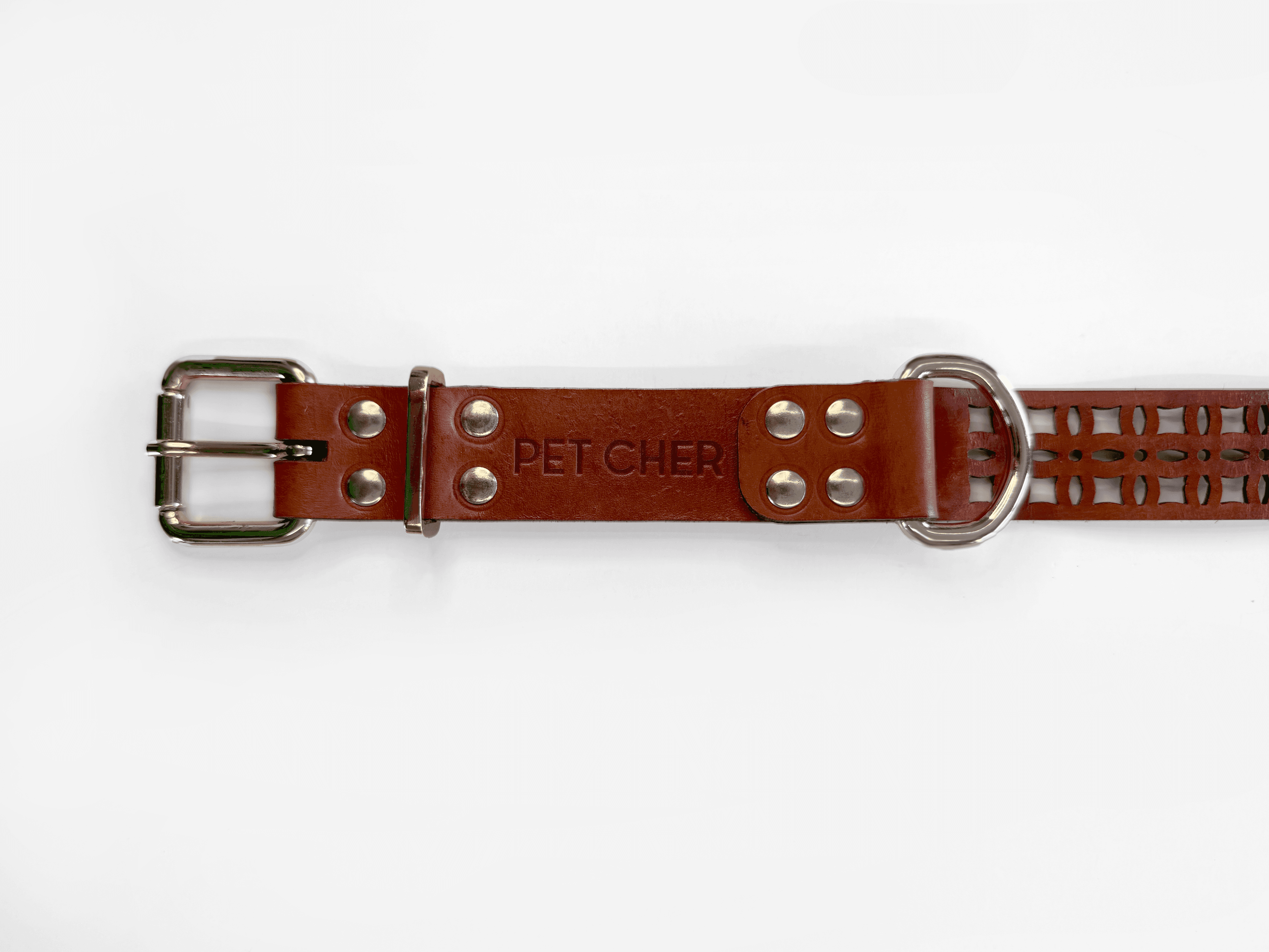 Imagem de uma PetCher com destaque na logo da marca.